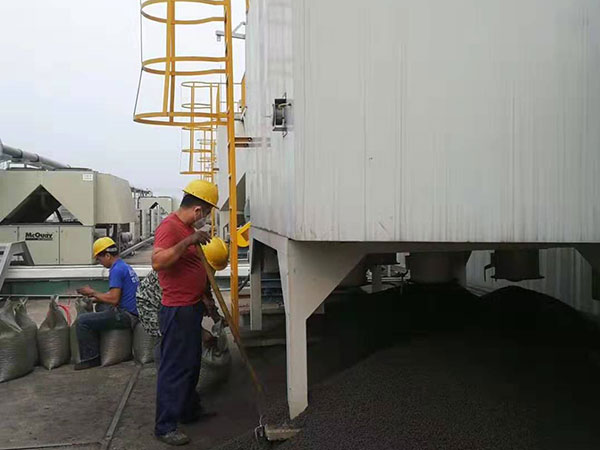 �������̿���Q�U������